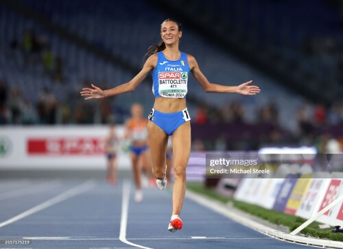 ROME, ITALY - JUNE 11: Gold medallist, Nadia Battocletti of Team Italy, celebrates as they cross the finish line to win in the Women's 10,000m Final on day five of the 26th European Athletics Championships - Rome 2024 at Stadio Olimpico on June 11, 2024 in Rome, Italy.  (Photo by Michael Steele/Getty Images)