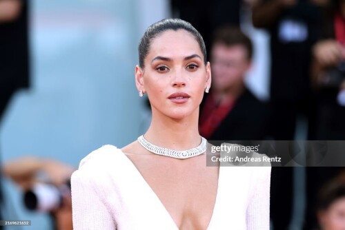 VENICE, ITALY - AUGUST 31: Adria Arjona attends the "Battlefield" (Campo Di Battaglia) red carpet during the 81st Venice International Film Festival on August 31, 2024 in Venice, Italy. (Photo by Andreas Rentz/Getty Images)