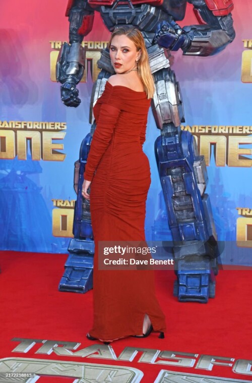 LONDON, ENGLAND - SEPTEMBER 19: Scarlett Johansson attends the European Premiere of "Transformers One" at Cineworld Leicester Square on September 19, 2024 in London, England. (Photo by Dave Benett/WireImage)
