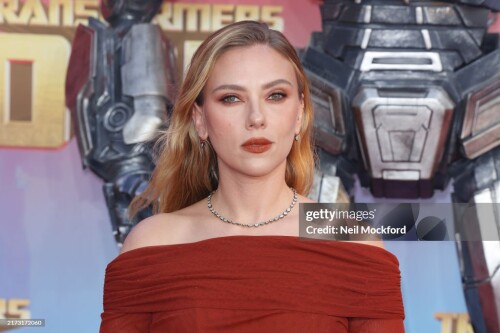 LONDON, ENGLAND - SEPTEMBER 19: Scarlett Johansson attends the European Premiere of "Transformers One" at Cineworld Leicester Square on September 19, 2024 in London, England. (Photo by Neil Mockford/FilmMagic)
