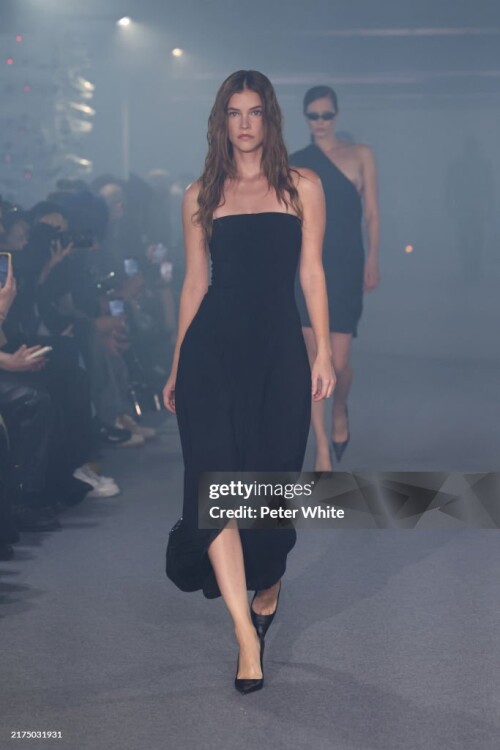 PARIS, FRANCE - SEPTEMBER 27: (EDITORIAL USE ONLY - For Non-Editorial use please seek approval from Fashion House) Barbara Palvin walks the runway during the Vetements Paris Womenswear Spring-Summer 2025 show as part of Paris Fashion Week on September 27, 2024 in Paris, France. (Photo by Peter White/Getty Images)