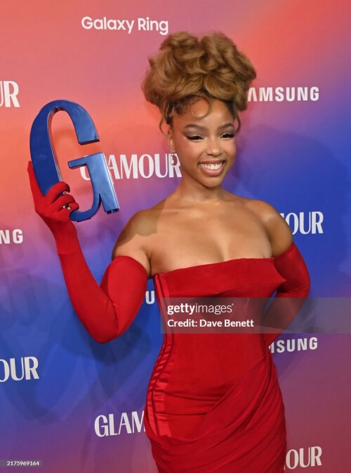 LONDON, ENGLAND - OCTOBER 01: Chloe Bailey poses in the winners room at the Glamour Women Of The Year Awards 2024 at Raffles London at The OWO on October 01, 2024 in London, England. (Photo by Alan Chapman/Dave Benett/Getty Images)