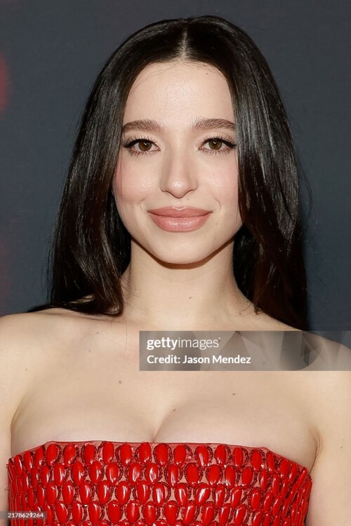 NEW YORK, NEW YORK - OCTOBER 15: Mikey Madison attends the "Anora" New York premiere at Regal Times Square on October 15, 2024 in New York City. (Photo by Jason Mendez/Getty Images)