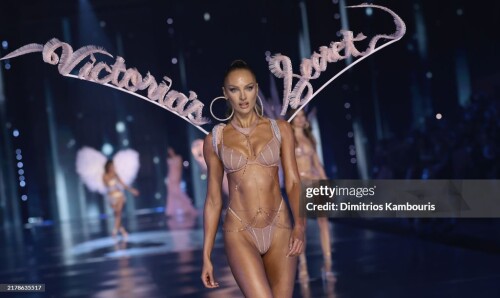 NEW YORK, NEW YORK - OCTOBER 15: Candice Swanepoel walks the runway for the Victoria's Secret Fashion Show 2024 on October 15, 2024 in New York City.  (Photo by Dimitrios Kambouris/Getty Images for Victoria's Secret)