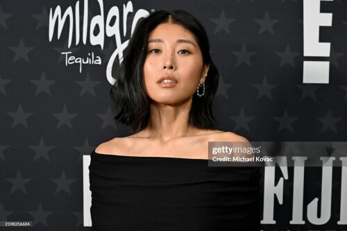 SANTA MONICA, CALIFORNIA - FEBRUARY 07: Kahyun Kim attends the 30th Annual Critics Choice Awards at Barker Hangar on February 07, 2025 in Santa Monica, California.  (Photo by Michael Kovac/Getty Images for Critics Choice Association)