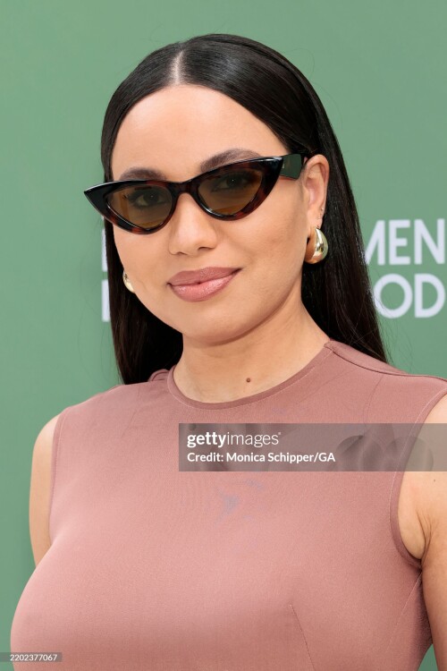 LOS ANGELES, CALIFORNIA - FEBRUARY 27: Jurnee Smollett attends the 2025 ESSENCE Black Women In Hollywood at Fairmont Century Plaza on February 27, 2025 in Los Angeles, California.  (Photo by Monica Schipper/GA/The Hollywood Reporter via Getty Images)