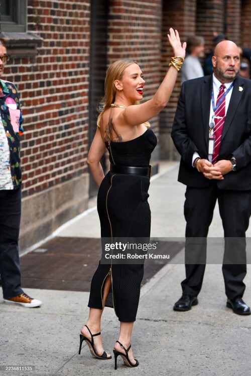 NEW YORK, NEW YORK - SEPTEMBER 22: Scarlett Johansson arrives for "The Late Show with Stephen Colbert" in Manhattan on September 22, 2025 in New York City. (Photo by Robert Kamau/GC Images)