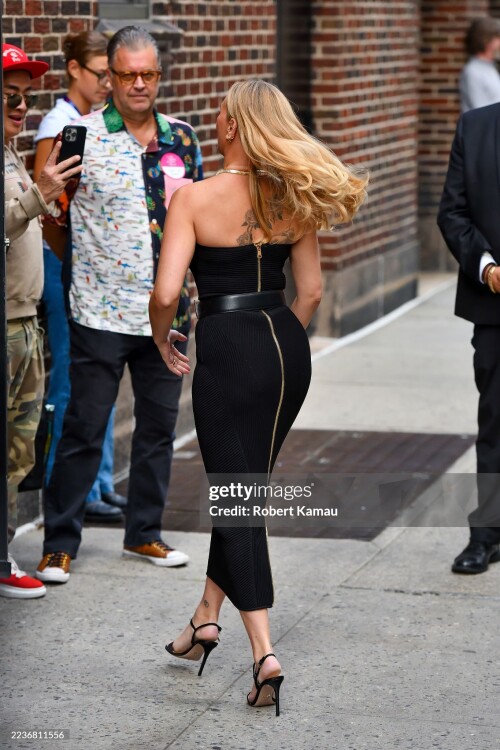 NEW YORK, NEW YORK - SEPTEMBER 22: Scarlett Johansson arrives for "The Late Show with Stephen Colbert" in Manhattan on September 22, 2025 in New York City. (Photo by Robert Kamau/GC Images)