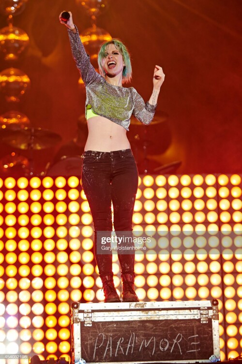 LEEDS, UNITED KINGDOM - AUGUST 23: Hayley Williams of Paramore performs on stage at Leeds Festival at Bramham Park on August 23, 2014 in Leeds, United Kingdom. (Photo by Gary Wolstenholme/Redferns via Getty Images)