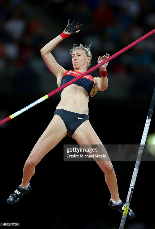 BEIJING, CHINA - AUGUST 26:  Lisa Ryzih of Germany competes in the Women's Pole Vault final during day five of the 15th IAAF World Athletics Championships Beijing 2015 at Beijing National Stadium on August 26, 2015 in Beijing, China.  (Photo by Michael Steele/Getty Images)