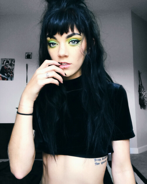 gianna.frankenstein BmJhFnVFllz BmJhB4DHtWL