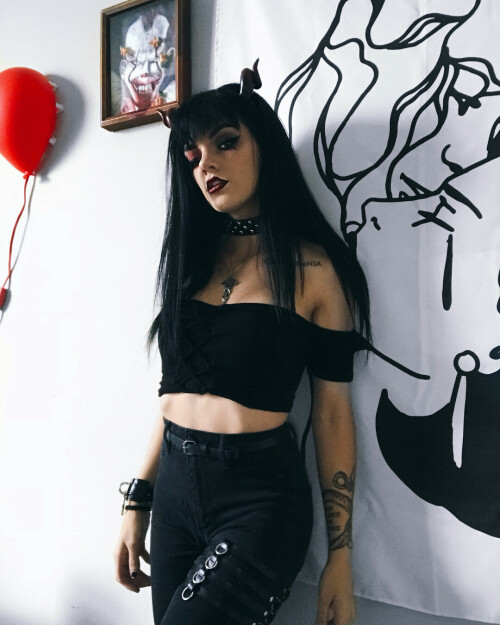 gianna.frankenstein BmZcaf4FHst BmZcIYiHJ6q