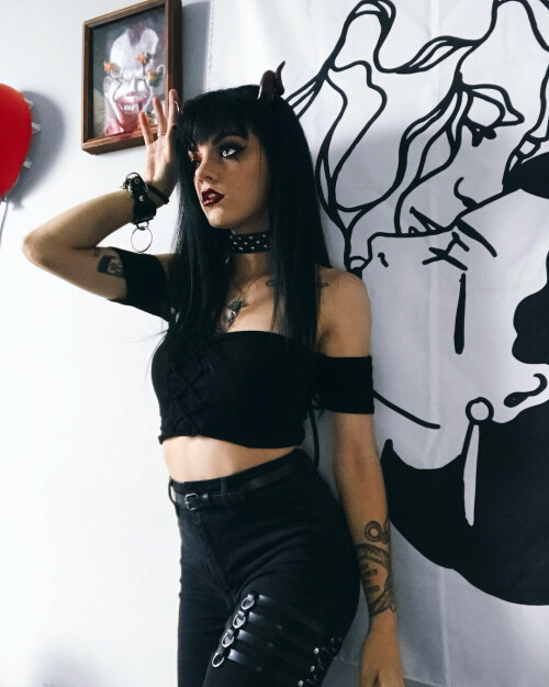 gianna.frankenstein BmZcaf4FHst BmZcIcenexW