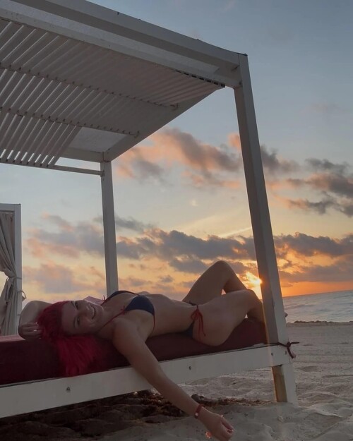 gillian r v0 40026gbimk2f121f78733a41dc04a