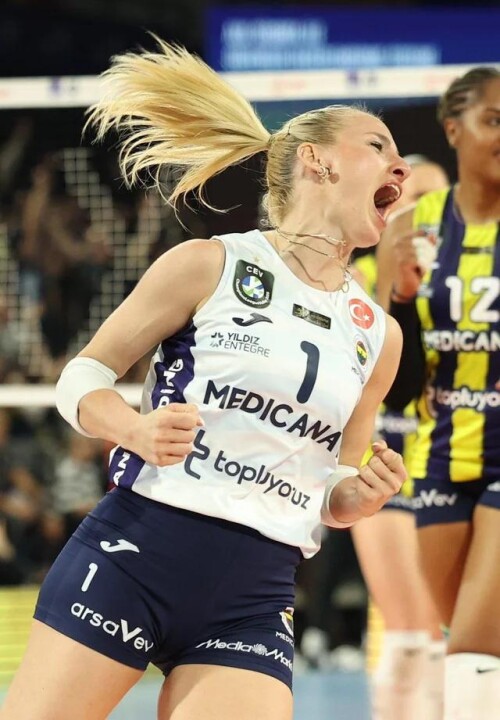 gizem orge v0 44eidr3kwlte17e19995d12273b53