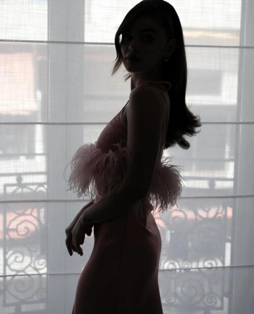 glammed up for miu miu event ig 5 21 24 v0 rd4tq28o6t1d1e1b51f2d8f790f78