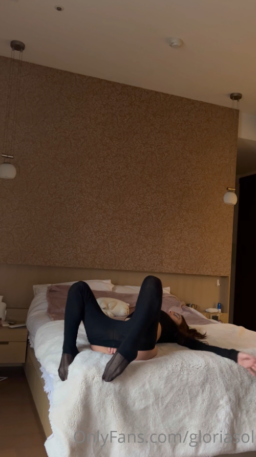 gloria40ac9b1295b477e09