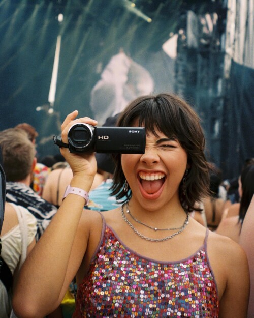 going right in my cringe collectionccdd9e8e01fe2770