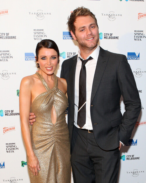 gold024 28e582c781c8d3f54a