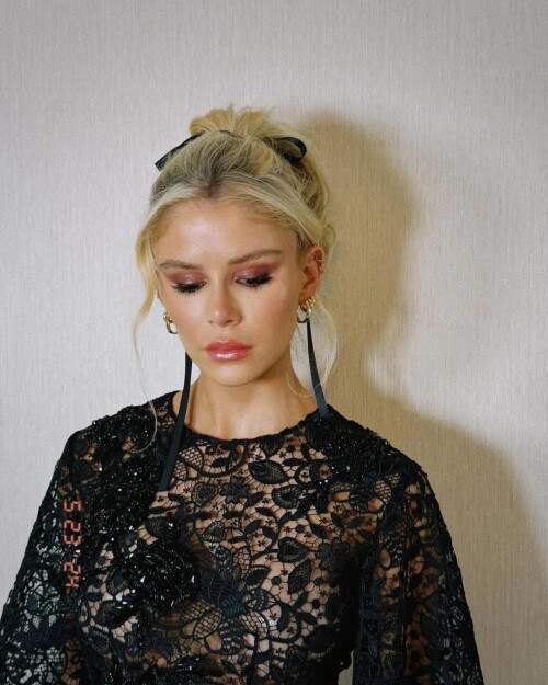 gorgeous again vis insta 5 24 v0 bg1jrdpcpb2d13b417d7191f1a5fa