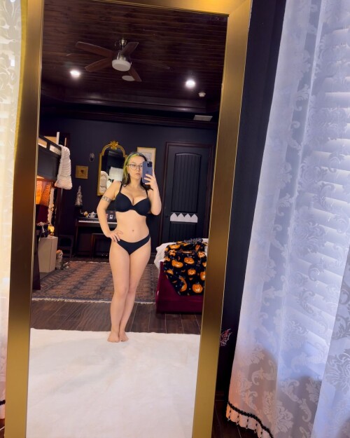 goth egg 20240907 p 3452075728538455961 2 345207572094676819895b8dd8550bc1d05