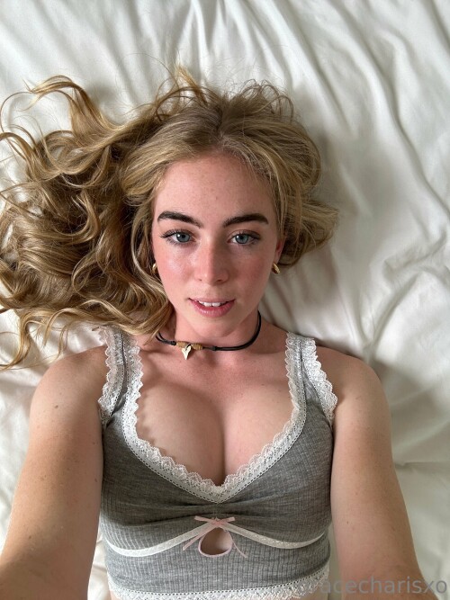 gracecharisxo 1276195860 source 3d2a0d7c9921136c2