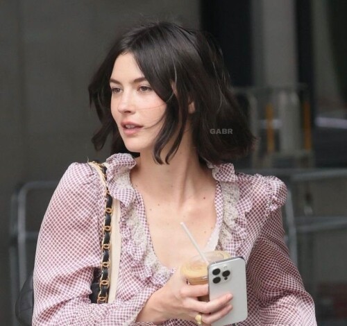 gracie1538599eb3a083bcb30