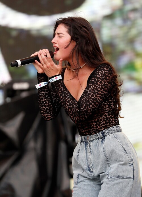 gracie abrams sheertop 2022 22c5261e61fc66a07a