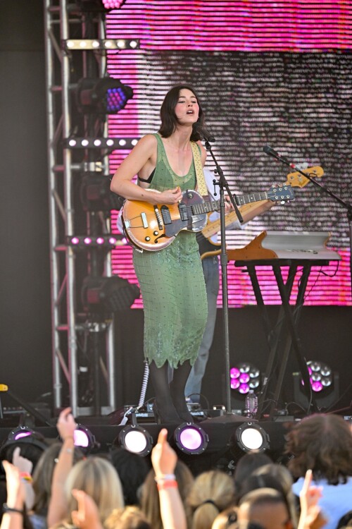 gracieabrams 1102effb6013d576b4