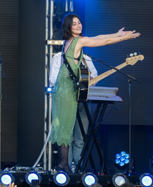 gracieabrams 33732d61ea4fb68023