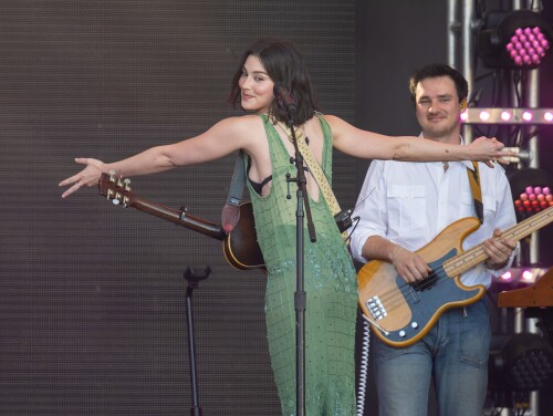 gracieabrams 4739220aa776364d50