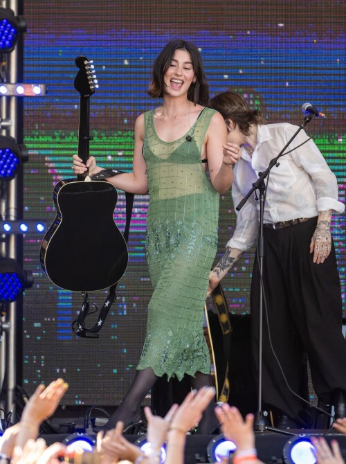 gracieabrams 49c4555d479d499d75