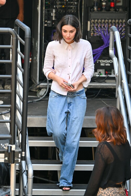 gracieabrams 60046d26fee8094671