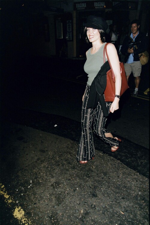 green037-2f268980b8c96a587