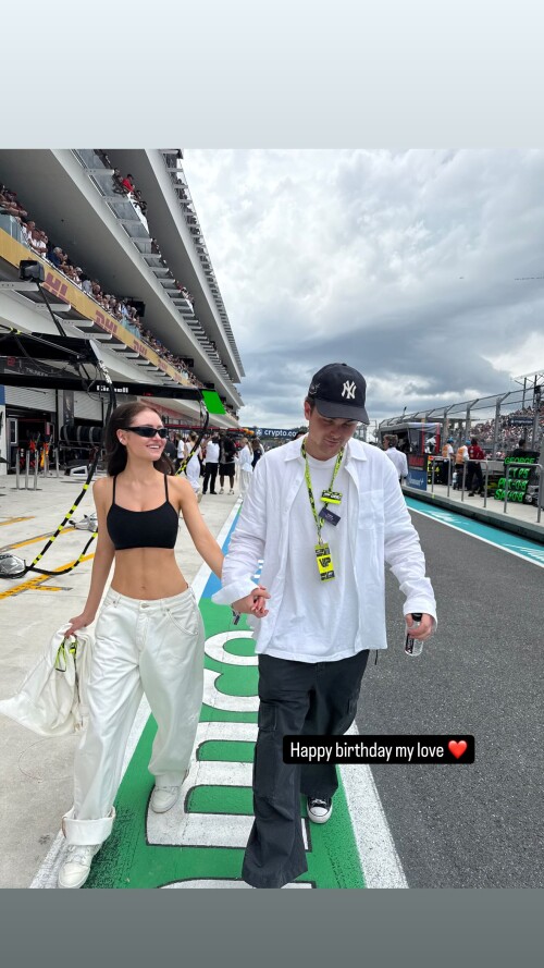 h9pju6a94d54adcb4735d