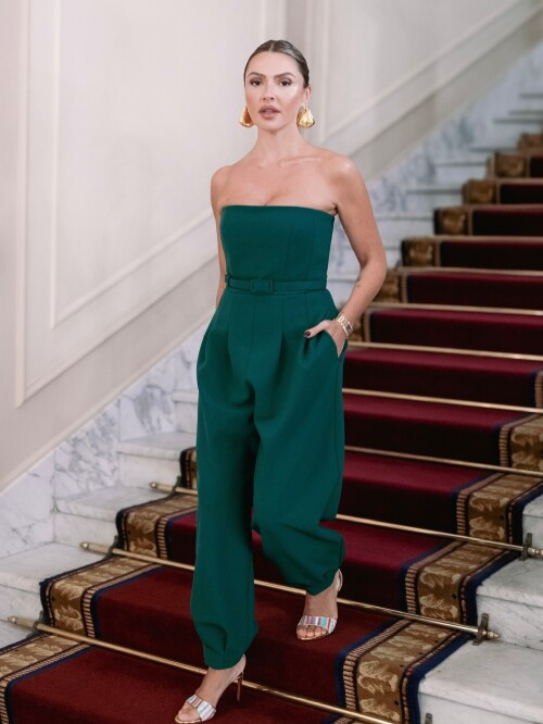 hadise 20250707 0024a344ae7ea6cbf9b2