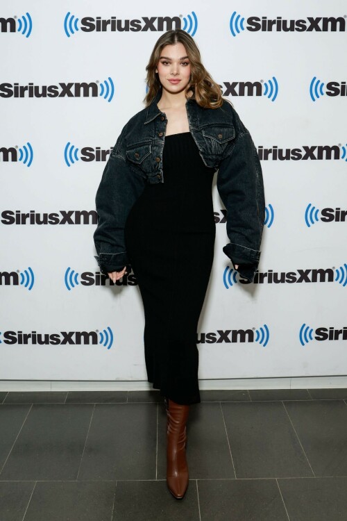 hailee-3e9cdbc1adc43ed33