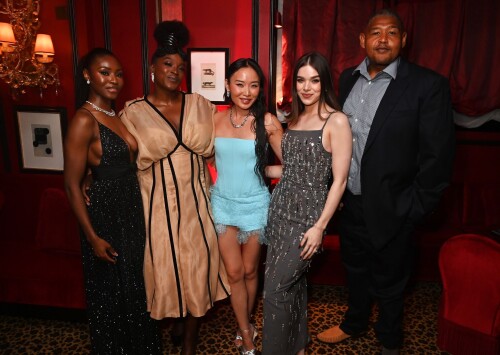 hailee 6d04d0a1503fd87d3