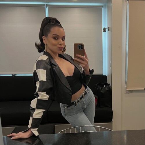 haileesteinfeld_1761944393_3755784247530603813_11982097dfc022e4d0ee67e7