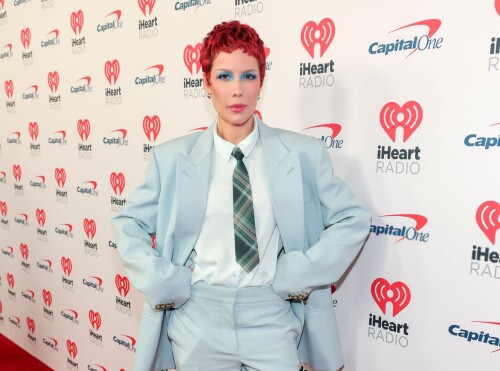 halsey 11b545668b9b3ee221