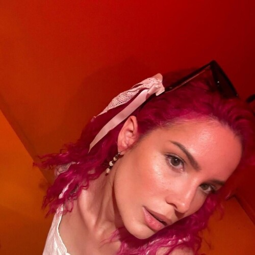 halsey via instagram v0 cumpnpcg8f8924f8b81cb2fa
