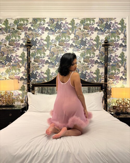 hanamymood 20241122 103244 4670658692c68fa225e462044