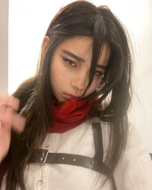 hannahkae27 10112023 0008a88e83e40c0189f8