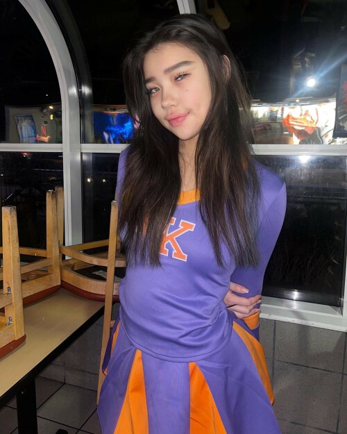 hannahkae27 31102023 0008a9c7382f4ef54210