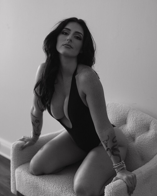 harleehassell feed 20250703175208 33ff972cfdd9123ec