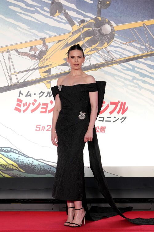 hayley 1584a53470ad0ce2f