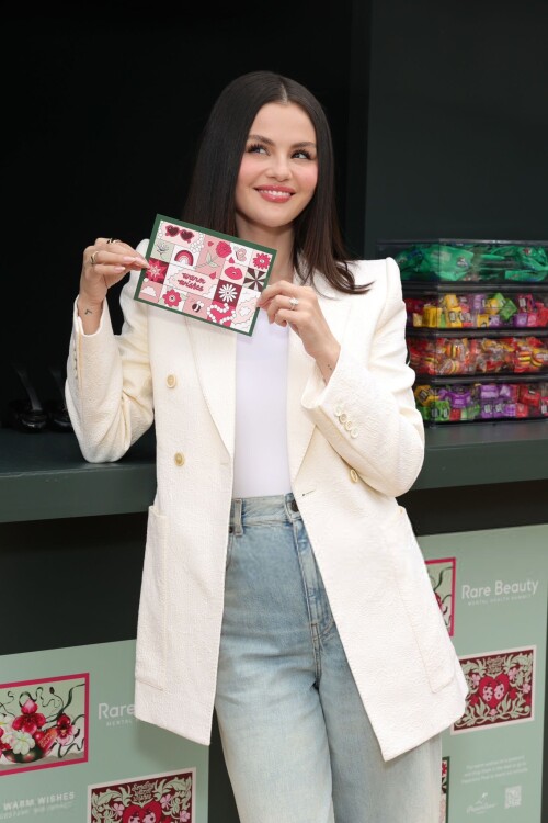 hgggiojoi 606fa99d493f567fe