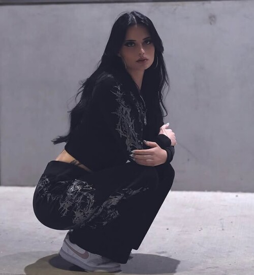 hghjghjgh6d39c1bf01d49a9c