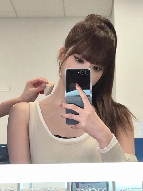 hhh.e c.v 20250910 045430 20736876303a8dea1f39abbb36