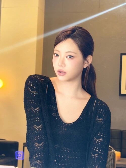 hhh.e c.v 20250923 130409 168956809825310088a2b44537